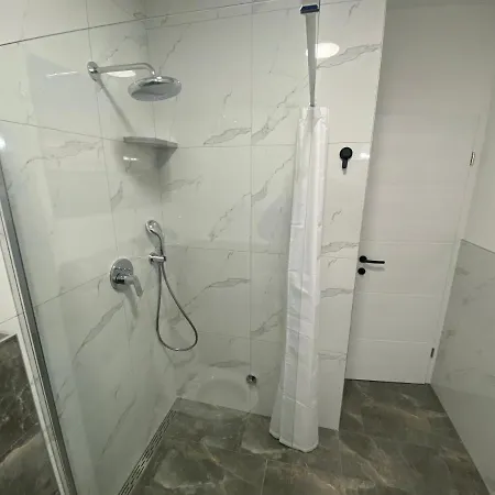 Apartements Sarah شقة Novigrad Istria