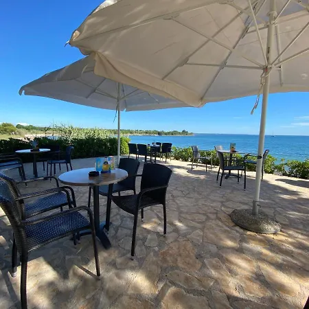 Apartment Apartements Sarah Novigrad Istria